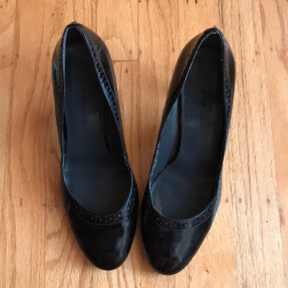 Bandolino Black Patent Shoes